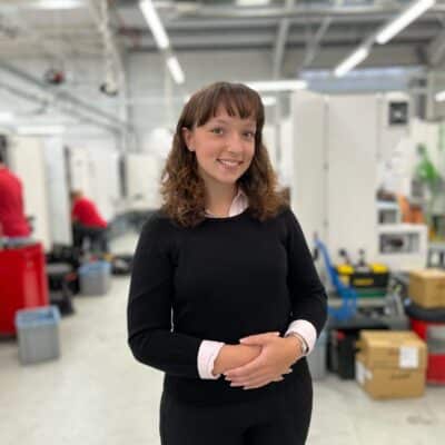 Sophie wins impressive Engineering Apprenticeship Award