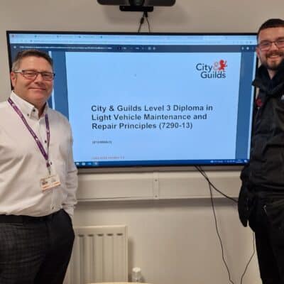 Motor Vehicle courses seal industry approval