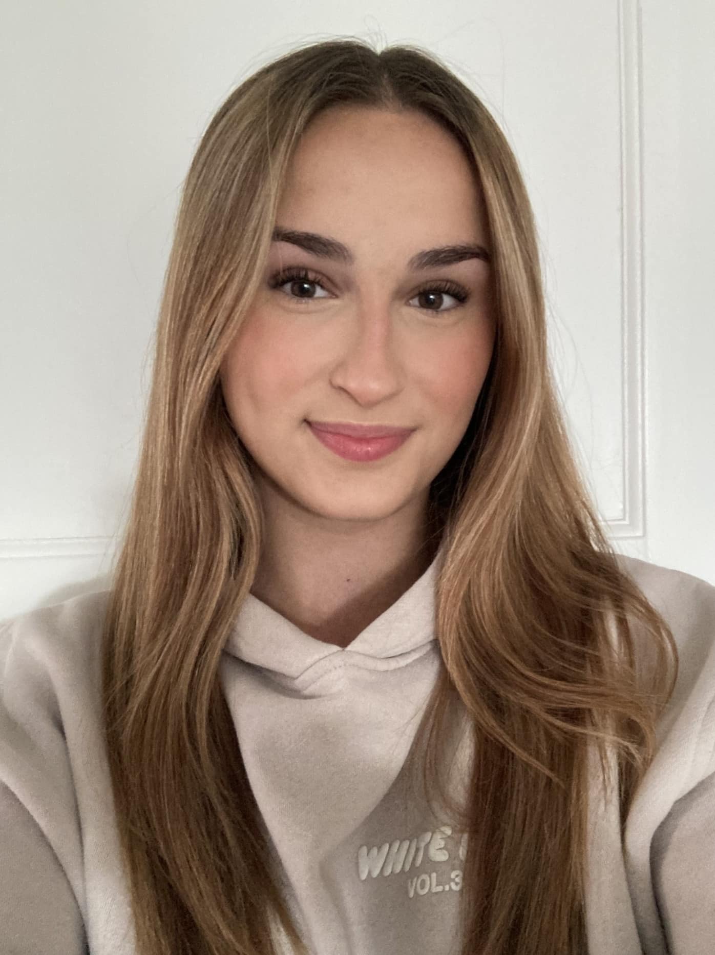pic of Freya as a selfie